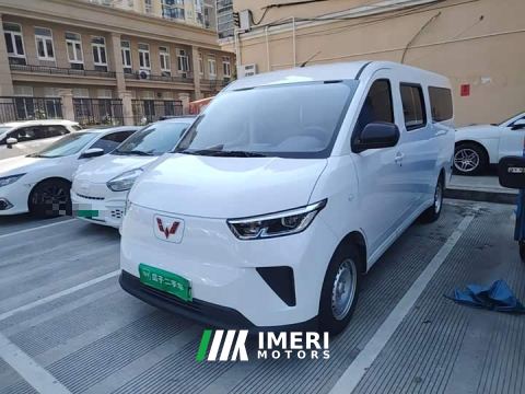 2025 Wuling Yangguang 400km Passenger Vehicle Comfort Edition