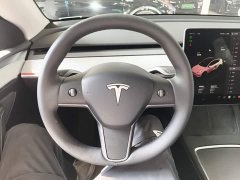 Tesla Model Y Long Range All-Wheel Drive - ფოტო 10