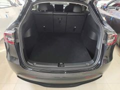 Tesla Model Y Long Range All-Wheel Drive - ფოტო 18