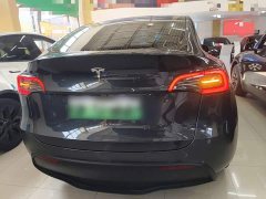 Tesla Model Y Long Range All-Wheel Drive - ფოტო 5