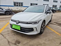 Volkswagen Golf Facelift 300TSI Pro - ფოტო 1