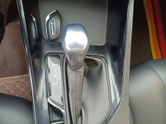 SAIC MG i5 2021 Facelift 1.5L CVT Diamond Edition - ფოტო 13