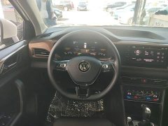 Volkswagen Touareg 2022 280TSI FWD Luxury Edition - ფოტო 10
