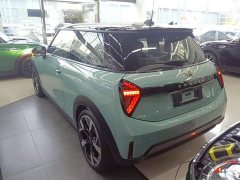 BMW MINI 2.0T COOPER S Artist 3-Door - ფოტო 4