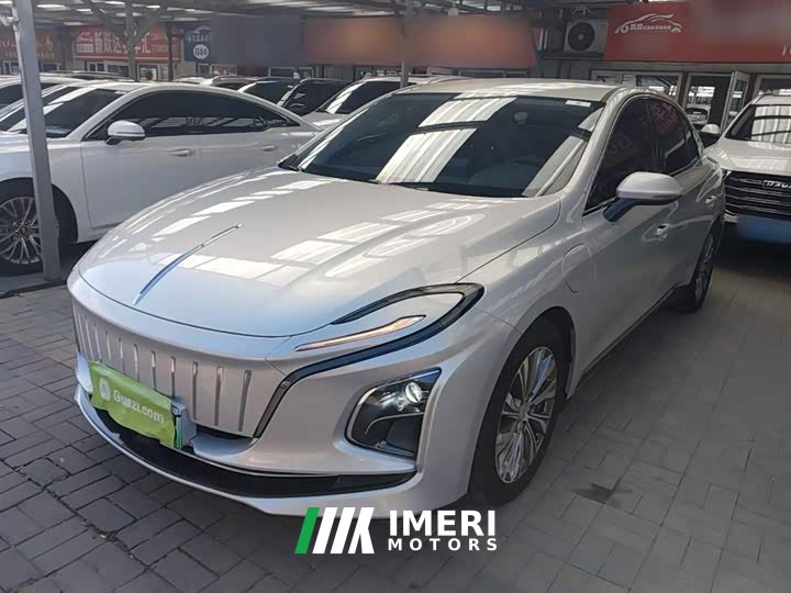 FAW Hongqi E-QM5 610km PLUS