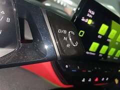 Volkswagen ID.4 X Pure Long Range - ფოტო 13