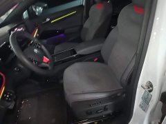 Volkswagen ID.4 X Pure Long Range - ფოტო 14