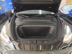 Tesla Model Y Rear-Wheel Drive - ფოტო 19