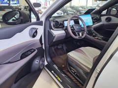 BYD Frigate 07 DM-i 100KM Flagship - ფოტო 15