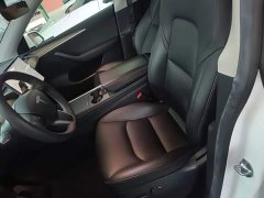 Tesla Model Y Rear-Wheel Drive - ფოტო 14