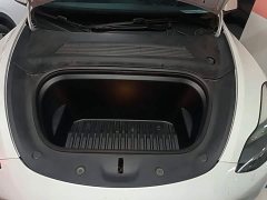 Tesla Model Y Rear-Wheel Drive - ფოტო 19