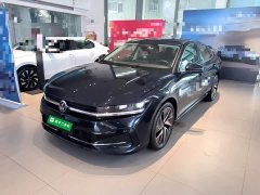 Volkswagen Magotan 380TSI DSG Premium Edition - ფოტო 1