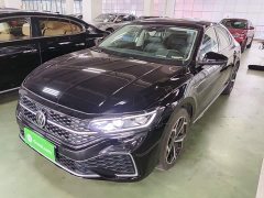 Volkswagen Passat 2023 330TSI Starry Sky Luxury Edition - ფოტო 1
