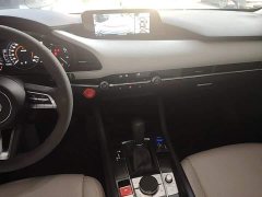 Mazda 3 2.0L X Version - ფოტო 12
