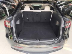 Tesla Model Y Long Range All-Wheel Drive 3D7 - ფოტო 18