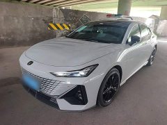 Changan UNI-V 1.5T Deluxe - ფოტო 1