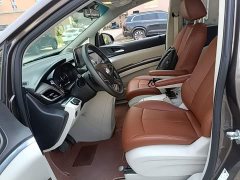 Buick GL8 Land Business Class Comfort Edition - ფოტო 14