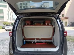 Buick GL8 Land Business Class Comfort Edition - ფოტო 18
