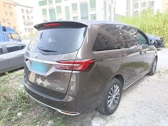 Buick GL8 Land Business Class Comfort Edition - ფოტო 6