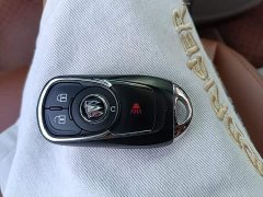 Buick GL8 Land Business Class Comfort Edition - ფოტო 8