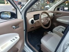 Wuling Hongguang MINIEV Fourth Generation Four-Door Advanced Edition - ფოტო 15