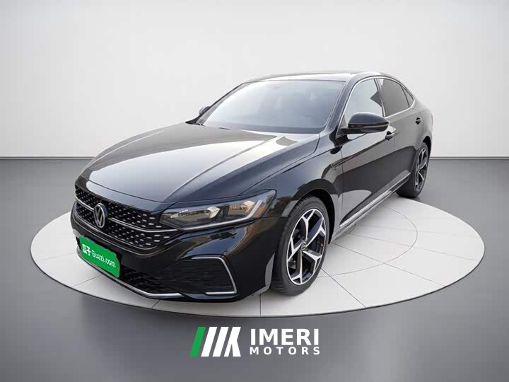 Volkswagen Passat Facelift 330TSI Starry Sky Elite - ავტომობილი ჩინეთიდან