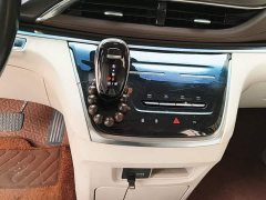 Buick GL8 Land Business Class 652T Luxury - ფოტო 13