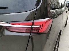 Buick GL8 Land Business Class 652T Luxury - ფოტო 7