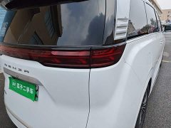 Denza BYD Denza D9 DM-i 1050 Premium - ფოტო 7