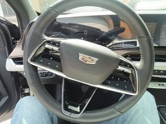 Cadillac GT4 2023 25T Luxury - ფოტო 10
