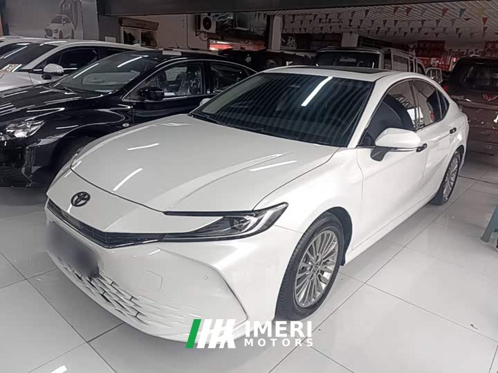 Toyota Camry 2024 2.0E Elite Edition - ავტომობილი ჩინეთიდან