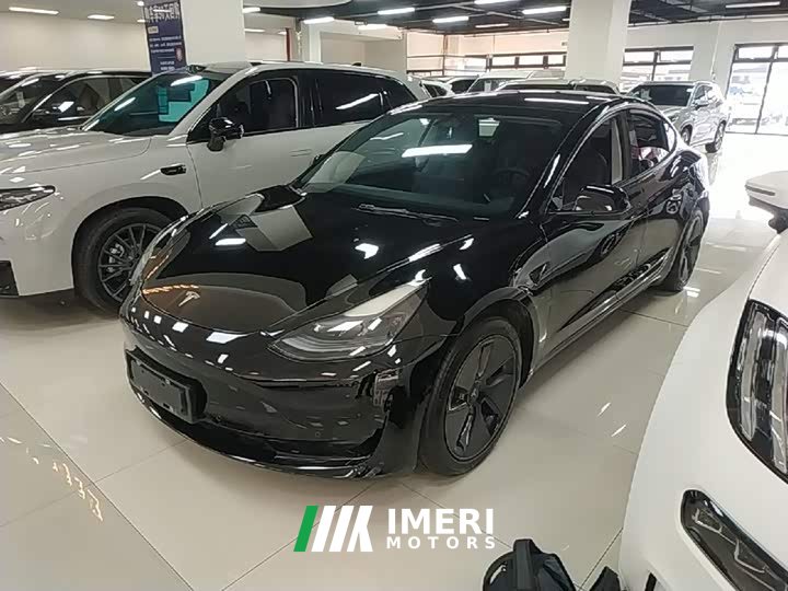 Tesla Model 3 Rear-Wheel Drive