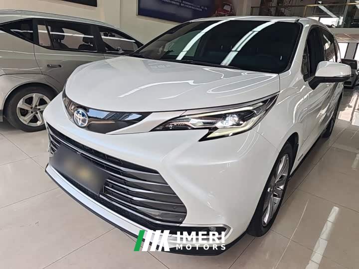 Toyota Sienna 2.5L Hybrid Premium Edition