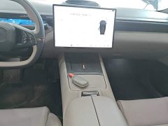 Lynk & Co Geely Lynk & Co Z10 2024 95kWh 766km RWD Max - ფოტო 13