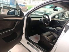 Tesla Model Y Rear-Wheel Drive - ფოტო 15