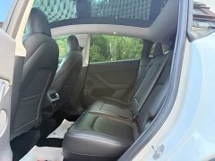 Tesla Model Y Rear-Wheel Drive - ფოტო 16