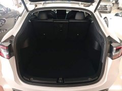 Tesla Model Y Rear-Wheel Drive - ფოტო 18