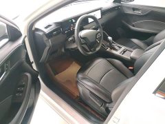 SAIC MG i5 1.5L CVT Prestige - ფოტო 15