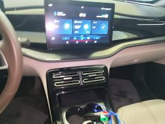 BYD Qin PLUS 2024 Glory Edition DM-i 55KM Leading - ფოტო 12