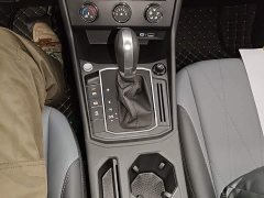 Volkswagen Lavida 1.5L Automatic Starry Sky Five Million Edition - ფოტო 13