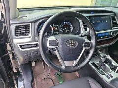 Toyota Highlander 2.0T AWD Premium 7-Seater - ფოტო 10