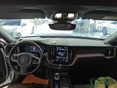 Volvo XC60 B5 AWD Smart Remote Luxury Edition - ფოტო 9