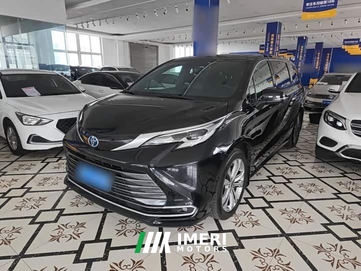 Toyota Sienna 2.5L Hybrid Premium Edition