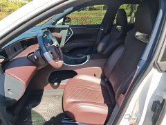 Avatr 11 2022 Extended Range Dual Motor Luxury 5-Seater - ფოტო 6
