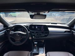 Lexus ES 2021 200 Premium Edition - ფოტო 14