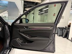 Honda Accord 260TURBO Phantom Night Premium Edition - ფოტო 11