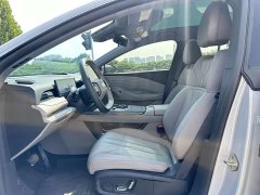 Geely Galaxy Xingyao 8 130km EM-i Premium Edition - ფოტო 4