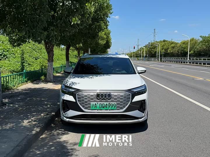 Audi Q4 e-tron 2024 40 e-tron Starlight Night Edition - ავტომობილი ჩინეთიდან