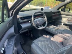 NIO ES8 2026 Six-Seat Executive Signature Edition - ფოტო 4