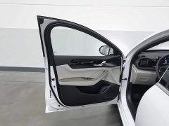 BYD Qin PLUS 2024 Glory Edition DM-i 55KM Leading - ფოტო 8